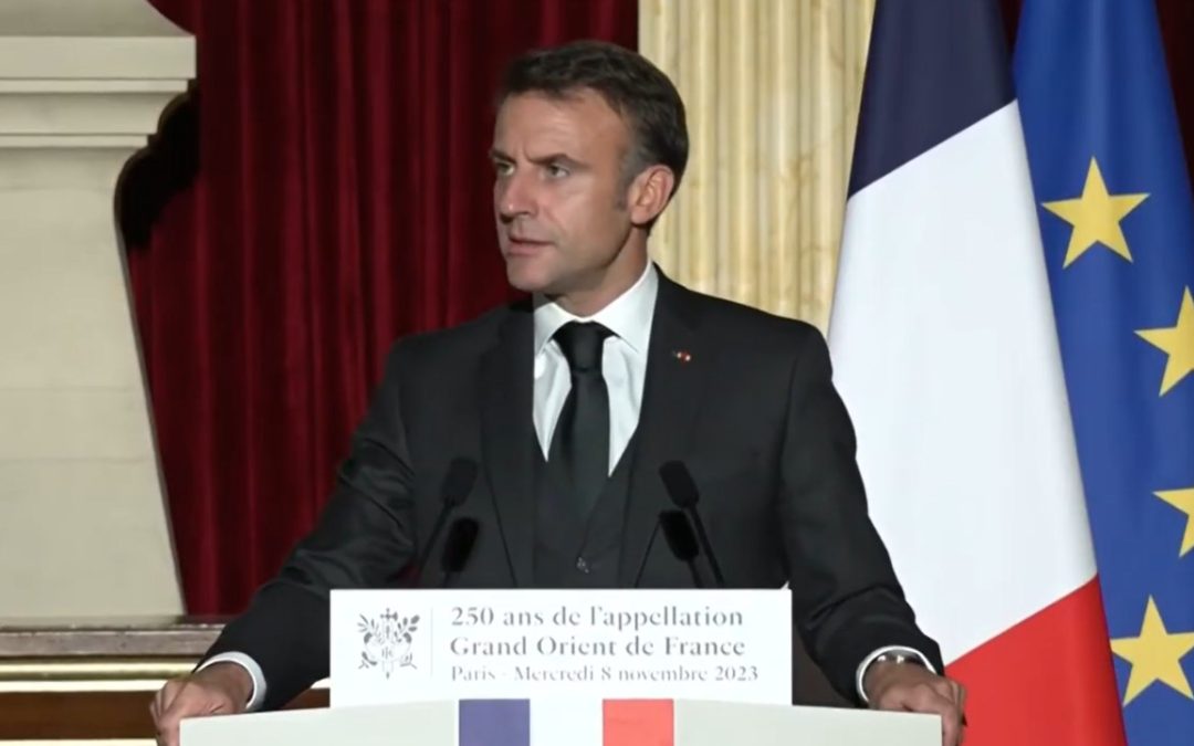 (ВИДЕО) Говор на претседателот Емануел Макрон во Големиот Ориент на Франција